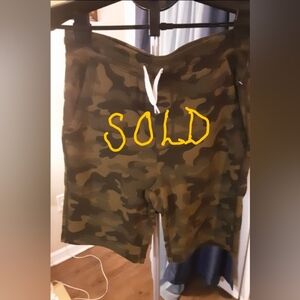 NWOT BOY'S OLD NAVY CAMOUFLAGE SHORTS SIZE 14/16